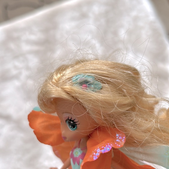 Barbie Blooming Thumbelina Set - Picture 10 of 15
